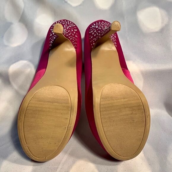 MAGENTA PUMPS with RHINESTONES SIZE 8.5 - Picture 6 of 7